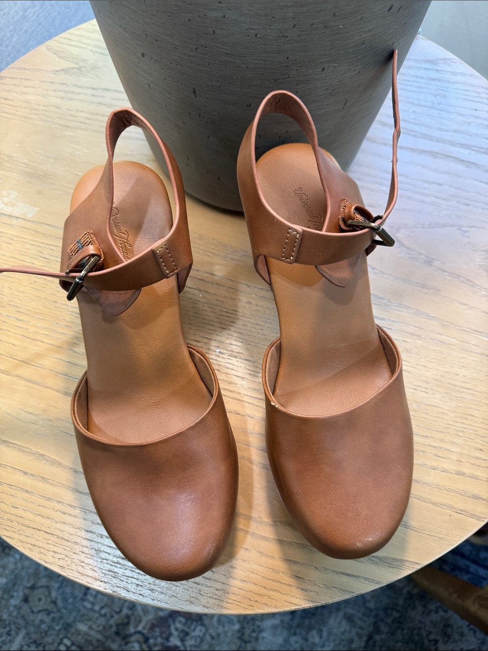 Universal Thread Brown Leather Platform Slingback Clogs discontinued 7 1/2 Wood
